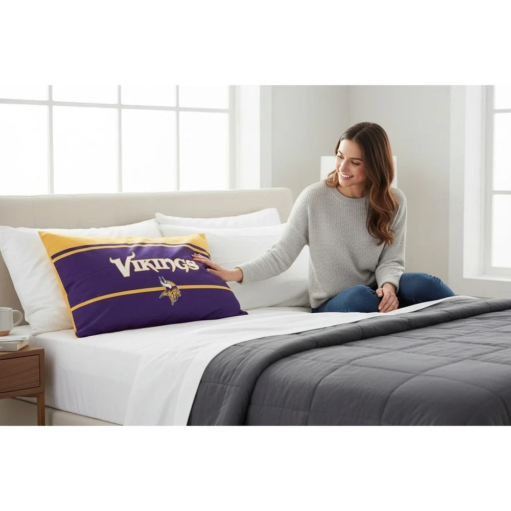 Cathay Sports Pillow Sham Unisex OS Purple Very Good Minnesota Vikings NFL‎ Logo